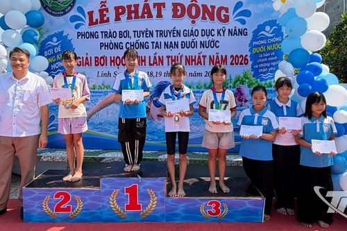 182 vận động viên tranh tài tại Giải bơi học sinh