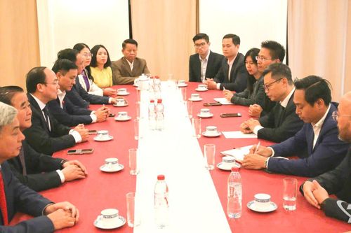 Lãnh đạo tỉnh Thái Nguyên làm việc với Đại sứ quán Việt Nam tại Cộng hòa Pháp