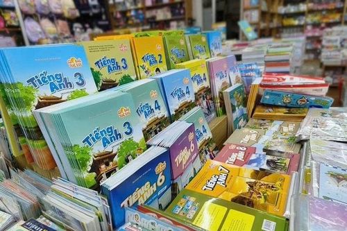 Thủ tướng: Hoàn thành việc cung ứng sách giáo khoa trước 22/9