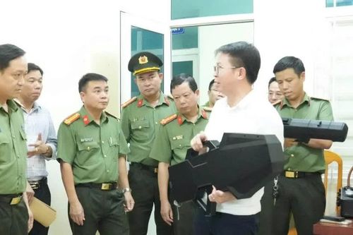 Phát hiện 11 lượt UAV tại địa bàn giáp sân bay Nội Bài