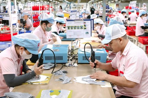 Doanh nghiệp tăng tốc tuyển dụng lao động cuối năm
