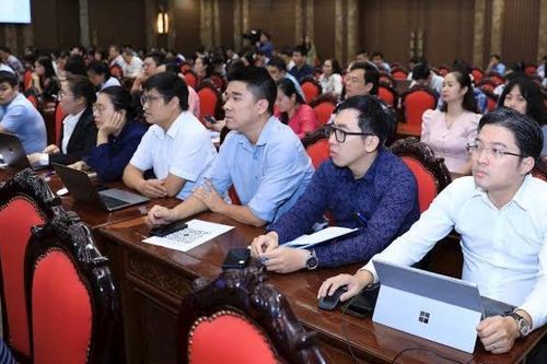 Hà Nội ban hành quy định về nghiên cứu, học tập và triển khai nghị quyết