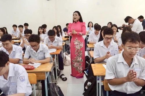 Đưa Đờn ca tài tử vào học đường, học sinh rất hào hứng