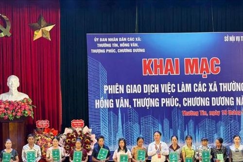 33 đơn vị tuyển dụng tham gia phiên giao dịch việc làm tại xã Thường Tín