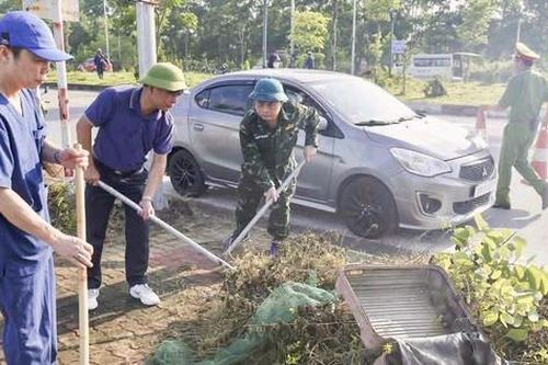 Xã Sóc Sơn ra quân tổng vệ sinh môi trường, chỉnh trang mỹ quan đô thị