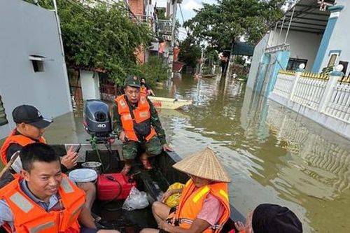 Bảo đảm an toàn cho người dân vùng lũ sông Bùi