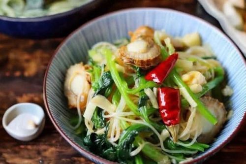 Có thể không ăn thịt nhưng nhất định nên ăn 3 loại 'rau vàng' của mùa thu: Dễ nấu, ngon miệng, dưỡng ẩm và bổ tỳ vị