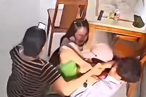 Nhận diện sự dồn nén cảm xúc tuổi 13 sau vụ học sinh đánh người thân