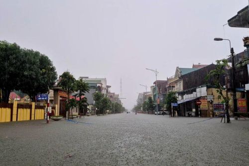 Nguyên nhân khiến đô thị Vinh (Nghệ An) mưa kỷ lục trong 40 năm