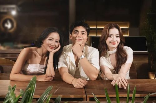 Chi Pu kể về chuyện đày dọa bản thân, Văn Mai Hương sợ hãi trước khi lên sân khấu