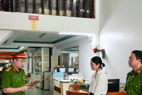 Làm sao để tránh bị phạt tiền, xử lý hình sự khi sử dụng, cài đặt các phần mềm cho máy tính?