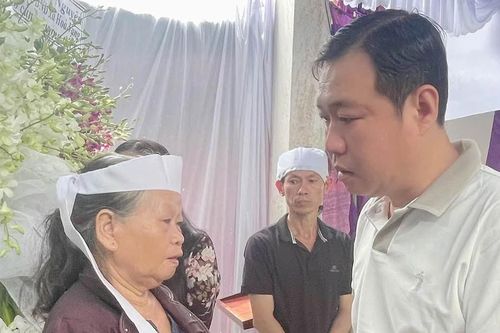 Hỗ trợ gia đình 3 cháu có mẹ tử nạn tại công trình QL14B