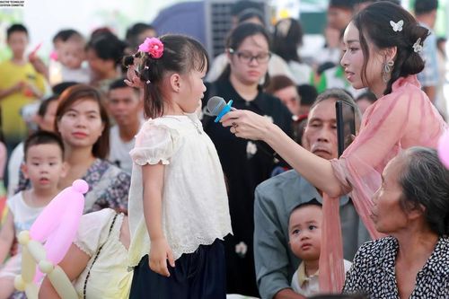 Cuộc hội ngộ của những em bé IVF dịp Trung Thu