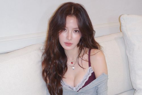 Baifern Pimchanok nói về việc bị bạn trai cũ ngó lơ ở sự kiện
