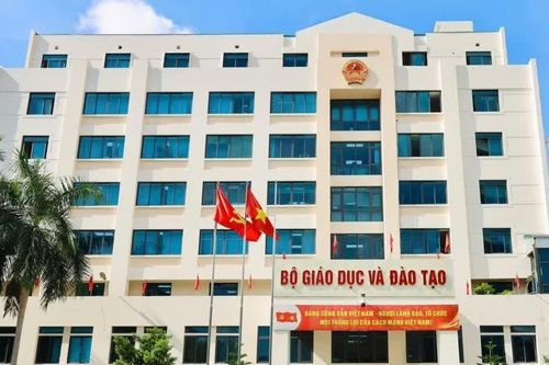 Sáng nay, Bộ trưởng Giáo dục và Đào tạo thực hiện Phiên giải trình, đề cập nhiều vấn đề giáo dục người dân quan tâm