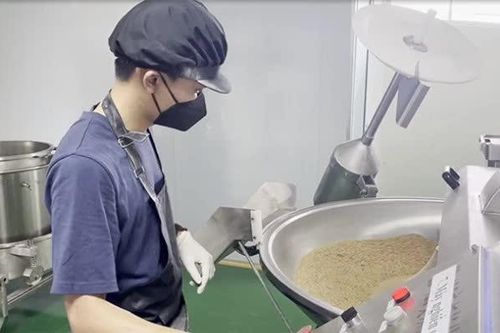 Đưa vật liệu thay thế nhựa vào thị trường