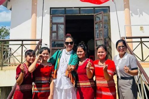 Thu hẹp khoảng cách số cho đồng bào dân tộc thiểu số Tây Nguyên