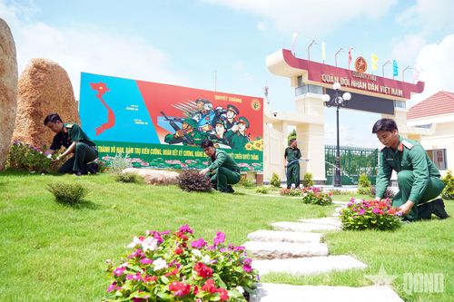 Doanh trại chính quy, xanh, sạch, đẹp ở Trung đoàn 10 - Đoàn Đặc công Rừng Sác anh hùng