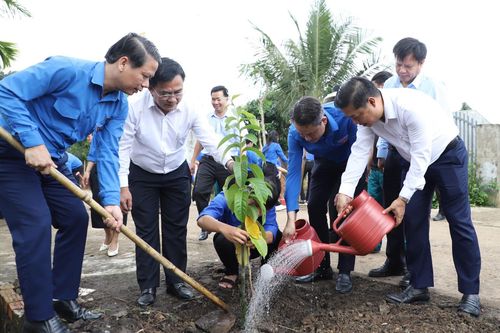 Tuổi trẻ cả nước đồng loạt ra quân Ngày Chủ nhật xanh