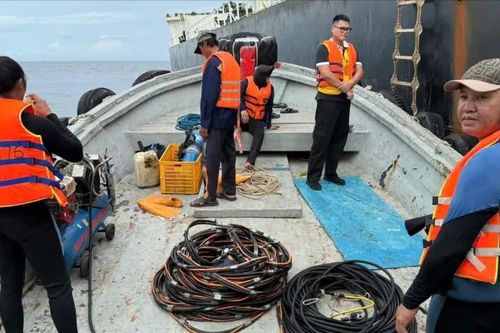 Quảng Ngãi: Tàu chở hơn 174.000 tấn quặng sắt gặp sự cố nghi va vào đá ngầm