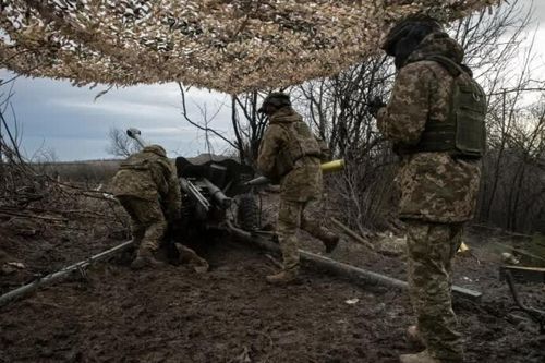 Lực lượng Nga đã thu hẹp vùng lãnh thổ do Ukraine kiểm soát ở tỉnh Kharkiv, Ukraine cáo buộc Belarus hỗ trợ Moscow