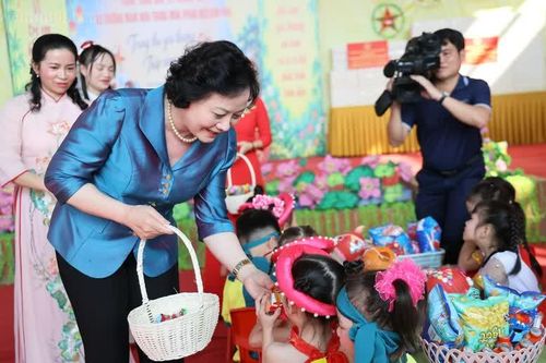 Chăm lo cho học sinh để 'mỗi ngày đến trường là một ngày vui và mỗi giờ học là một giờ thật ý nghĩa'