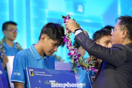 Đà Nẵng: Những suất học bổng đặc biệt tiếp sức tân sinh viên