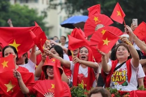 Bộ Nội vụ đưa đề xuất mới: Chỉ nghỉ 1 ngày dịp Ngày văn hóa, không hoán đổi ngày làm việc