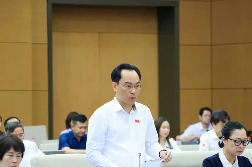 Bộ trưởng Hoàng Minh Sơn: Sang năm không thể để xảy ra việc thiếu sách giáo khoa