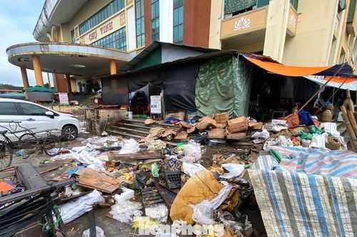 Chợ Vinh còn gì sau trận 'đại hồng thủy' 41 năm?