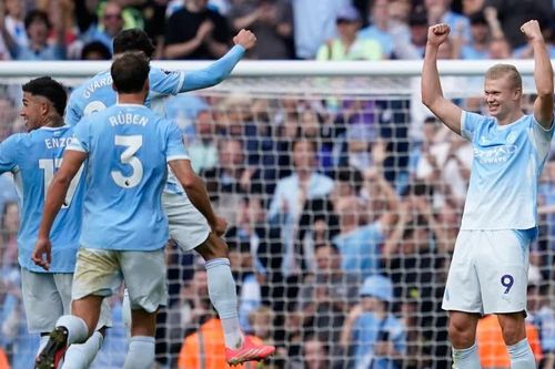 Thắng nghẹt thở Sunderland, Man City độc chiếm ngôi đầu Premier League