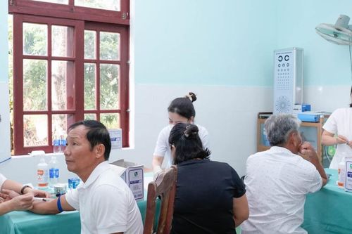 Gần 800 người được sàng lọc ung thư tại TP Huế