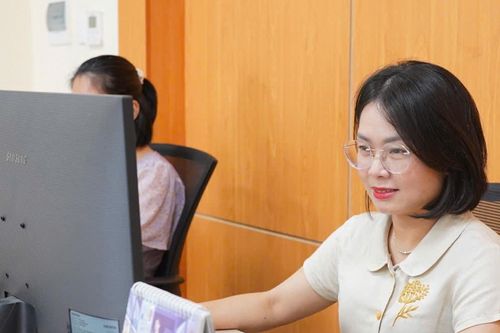 Bộ Nội vụ trả lời về điều kiện để trưởng phòng cấp xã lên chuyên viên chính