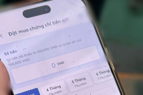 Chứng chỉ tiền gửi lãi suất cao hơn tiết kiệm, có nơi niêm yết 9%/năm