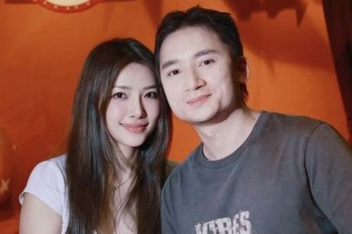 Phan Mạnh Quỳnh 'múa bút' làm thơ sinh nhật vợ, có gì mà fan cười 'ngất'?