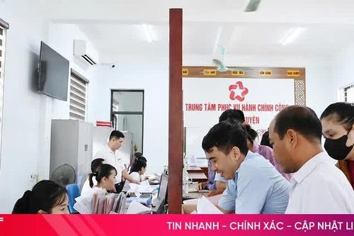 Chính phủ yêu cầu tiếp tục công chứng khi chuyển nhượng quyền sử dụng đất