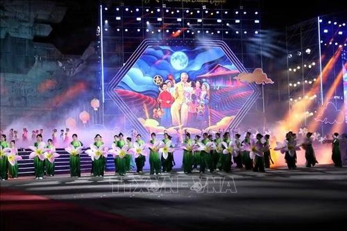 Phó Chủ tịch Thường trực Quốc hội Đỗ Văn Chiến dự khai mạc Lễ hội Thành Tuyên 2026