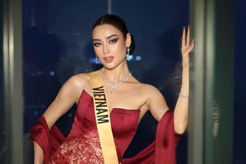 Người đặc biệt đồng hành với Emoura Phạm ở Miss Grand