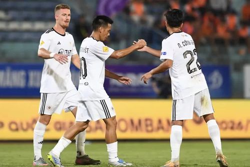 Hà Nội FC chìm trong khủng hoảng, bị Đà Nẵng loại khỏi Cúp Quốc gia