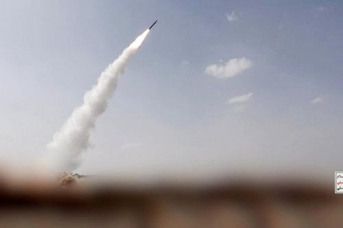 Houthi tuyên bố tấn công Riyadh và Yanbu, căng thẳng với Saudi Arabia leo thang