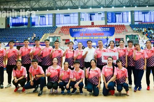 Wushu vượt khó vươn lên