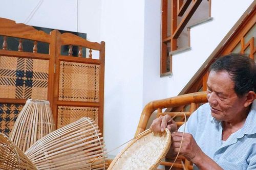 Dáng làng theo những con nước