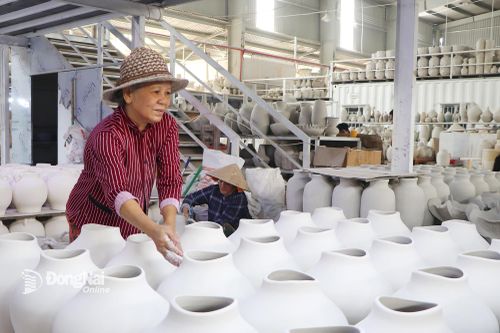 CÂU CHUYỆN CUỐI TUẦN Đánh thức nguồn lực từ những làng nghề truyền thống