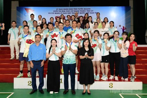 Bế mạc giải thể thao Khối thi đua các cơ quan thuộc Tỉnh ủy và cơ quan Ủy ban Mặt trận Tổ quốc Việt Nam tỉnh