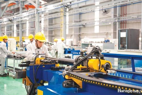 Muốn tăng trưởng cao, phải 'mở đường' cho vốn tư nhân