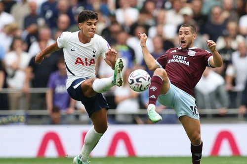 Ngoại hạng Anh: Aston Villa thắng nghẹt thở trước Tottenham