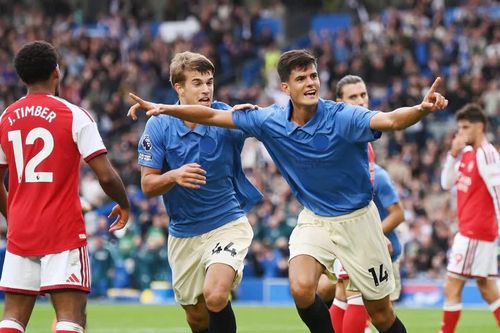 Ngoại hạng Anh: Arsenal thua sốc trên sân Brighton