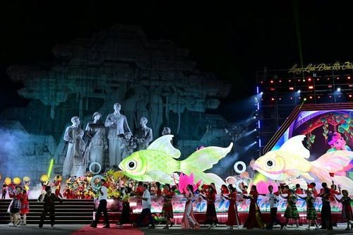 “Lung linh đêm hội trăng rằm” Trung Thu thành Tuyên 2026