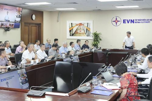 EVN yêu cầu tập trung nguồn lực cho các dự án truyền tải điện cấp bách