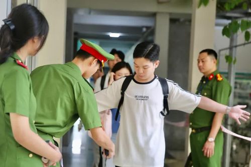 Sáng nay, hơn 5.100 thí sinh bước vào kỳ thi văn bằng 2 Công an